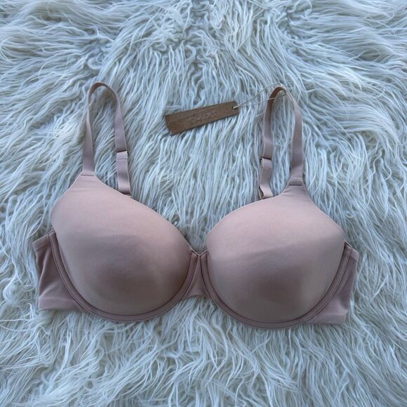 Skims Fits Everybody T-shirt Bra Mica Size 40C - Picture 1 of 9